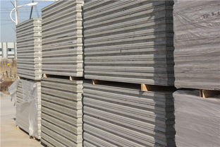 吊掛力強的10厘米厚輕質(zhì)隔墻板 酒店隔斷首選的新型陶瓷建材